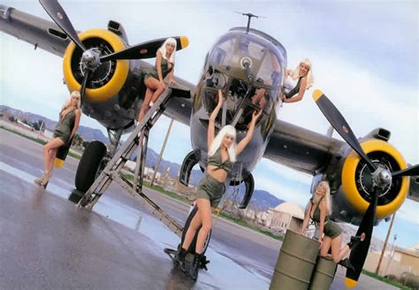 jet boobs